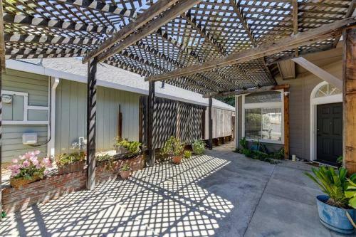 Chic Antelope Home With A Cozy Backyard Escape