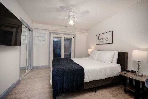 King Bed, Wfh W/fast Internet, Family Friendly!