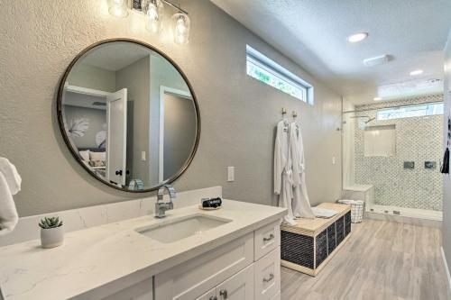 Chic Scottsdale Home With Private Heated Pool!