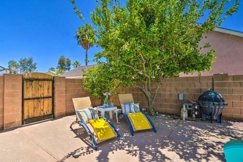 Sun-lit Tucson Digs With Private Pool And Patio!