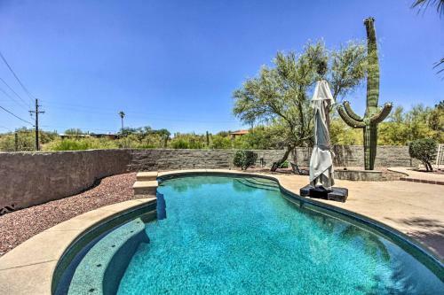 Tucson Desert Oasis With Private Pool And Patio!