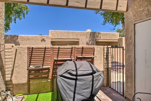 Breezy Townhome Less Than 2 Mi To Scottsdale Stadium!