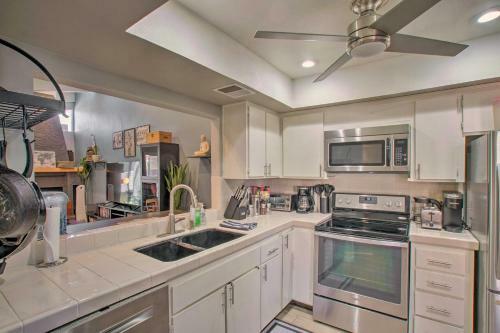 Breezy Townhome Less Than 2 Mi To Scottsdale Stadium!