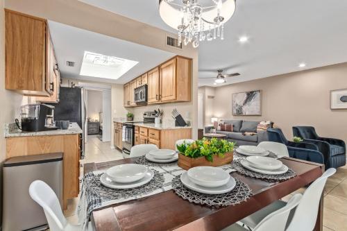 Thomas Rd 8410 Scottsdale Home