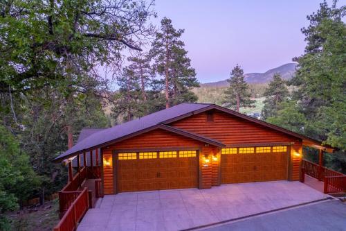 48 - Whispering Aspen Lodge Home