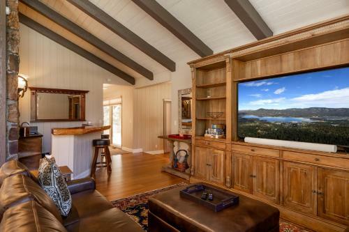 16 - The Hideaway Estate Home