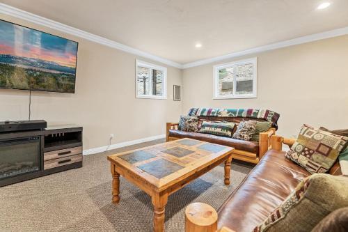 31 - Serenity Pines Home