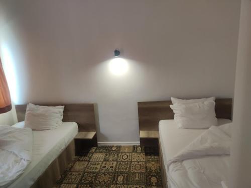 Hotel ??????