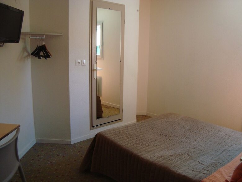 Hotel Balladins Esbly - Marne-la-vall�e