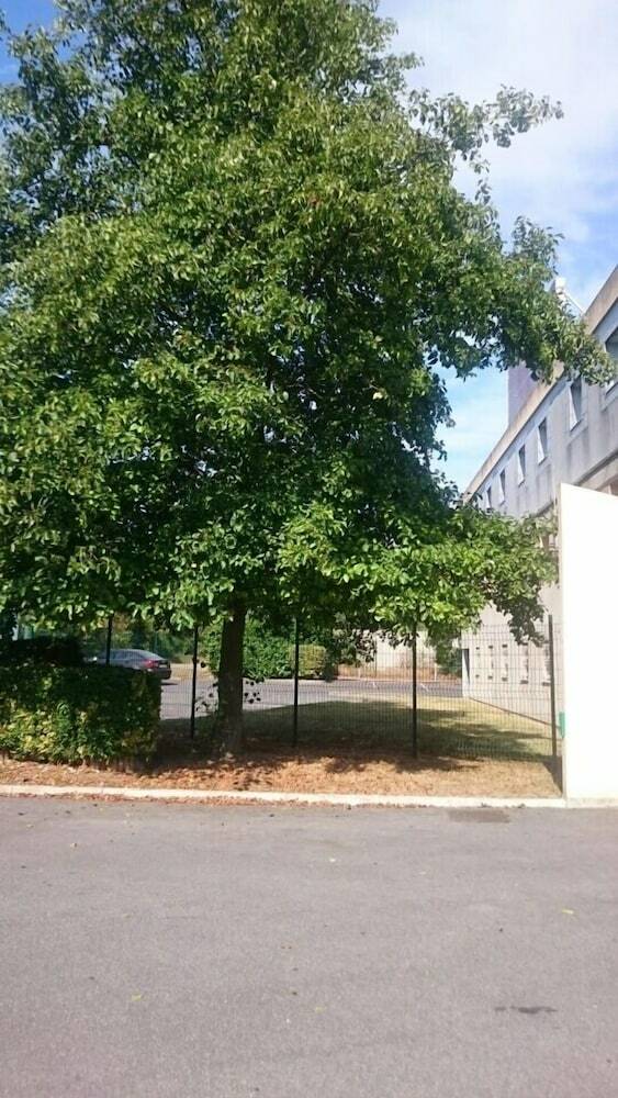 Hotel Balladins Esbly - Marne-la-vall�e