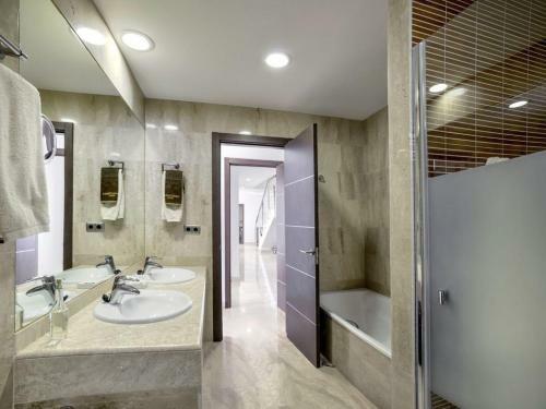 Luxurious Villa In Altea Hills