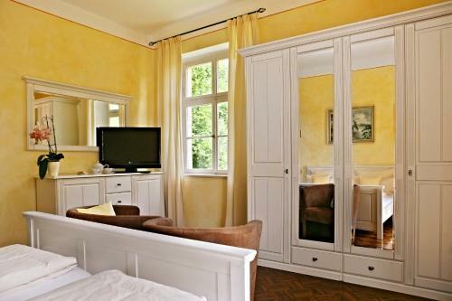 Rh�n Hotel Waldcaf� St. Georg