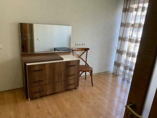 Apartamento Besiki Business Center