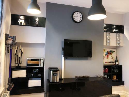 Apartamento Modern Townhouse Steps From Bath?s City Centre