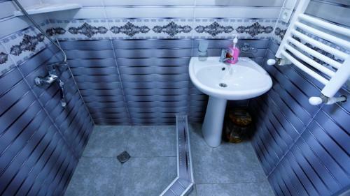 Hostal Lilia Guesthouse