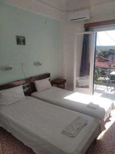 Hotel Ammoudia Rooms