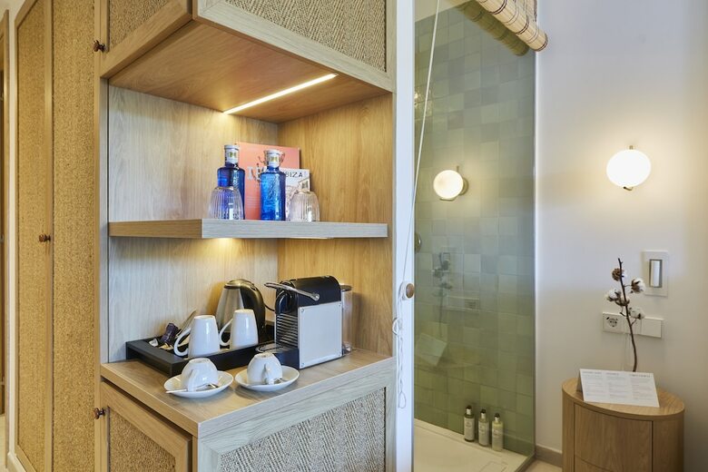 Cala San Miguel Hotel Ibiza, Curio Collection By Hilton, Adults Only