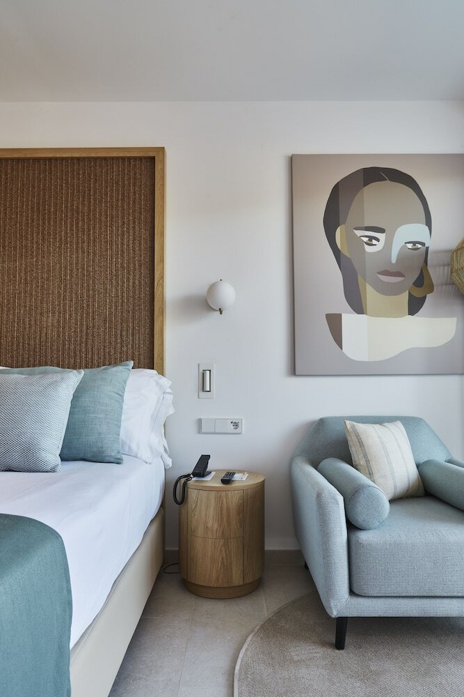 Cala San Miguel Hotel Ibiza, Curio Collection By Hilton, Adults Only