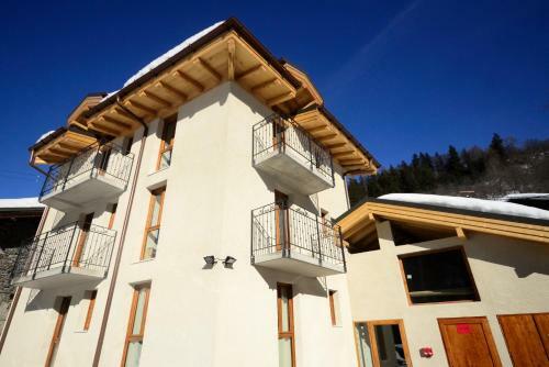 Chalet Et Hotel La Tarine