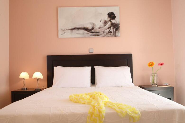 Pantheon & Danae Luxury Villas