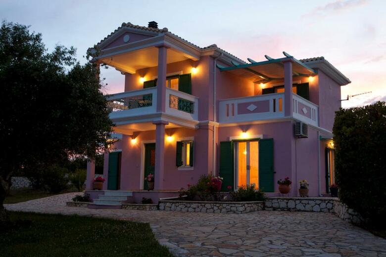 Pantheon & Danae Luxury Villas