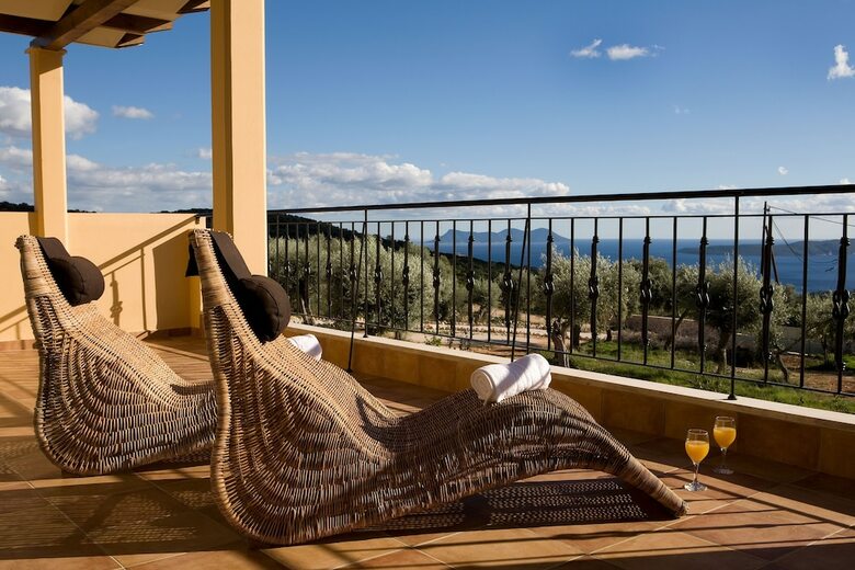 Villas Armeno