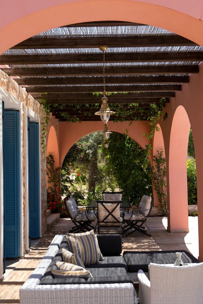 Villas Armeno