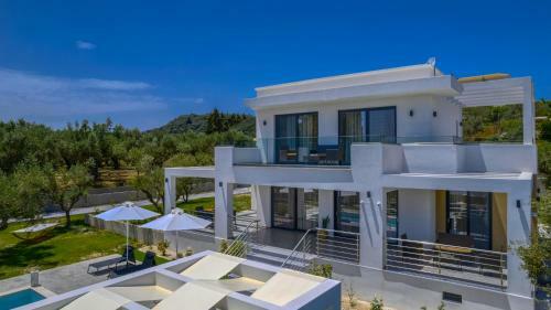 Johnny's White Luxury Villa