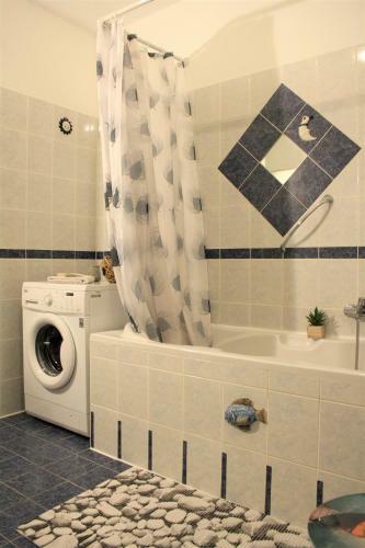 Pool Apartment Cvita Du?e