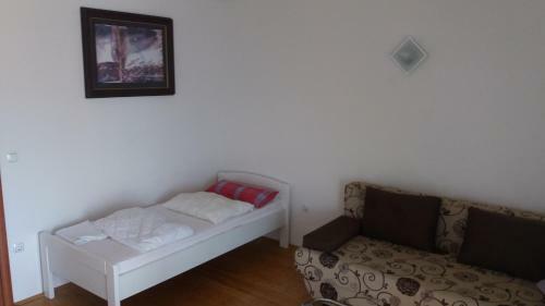 Spacious Comfort Apartment