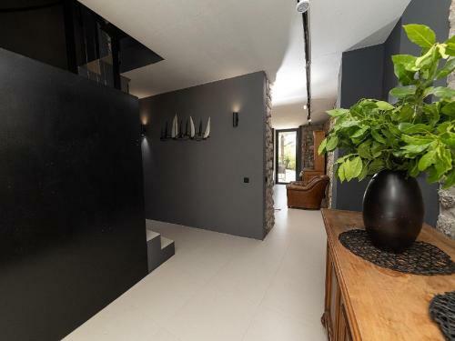Modern Holiday Home In Grizane With Private Pool