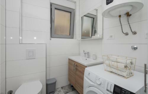 Awesome Apartment In Imotski With Wifi And 2 Bedrooms