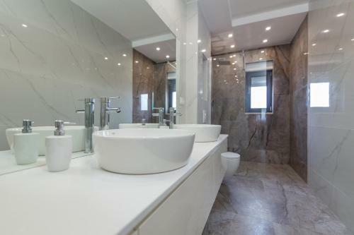 Brand New Luxury Villa Lukas & Private Pool