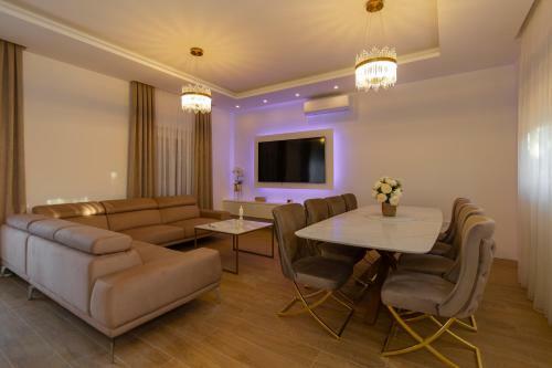 Brand New Luxury Villa Lukas & Private Pool
