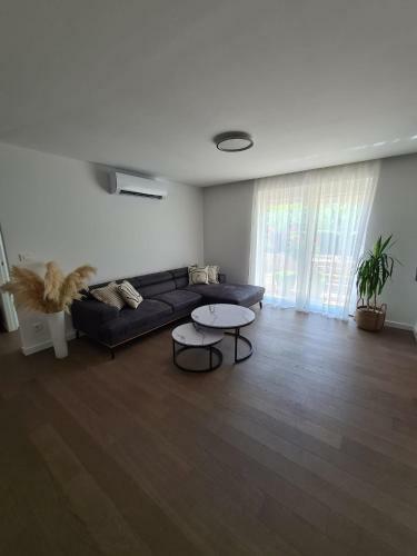 Novouredjeni Apartman U Imotskom