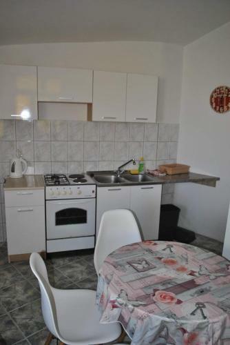 Apartmani Gradac