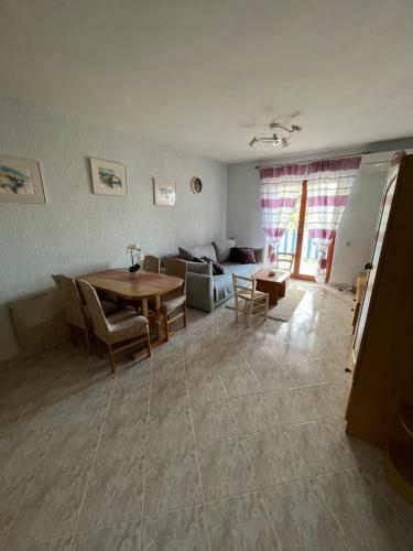 Ciro Apartment With Free Parking