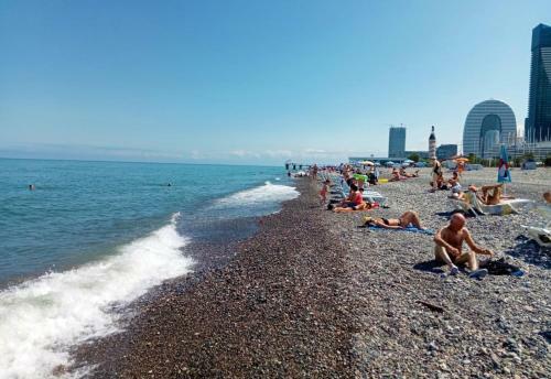 Batumi Colored Pebbles Beach & Sea View Aparthotel