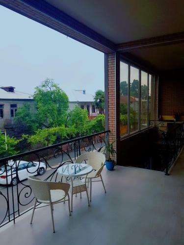 Hostal Holiday House Chkonia