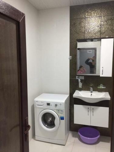 Apartamento Kvartira Batumi