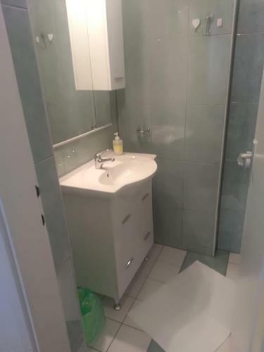 Apartment Jelsa,near Centar,parking,wifi,air Condition,barbecue
