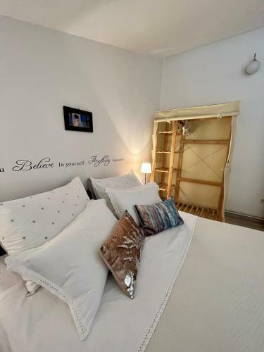 Gorana Apartman With Swimming Pool