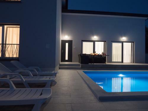 Luksuzna Ku?a Za Odmor "villa Romantica"