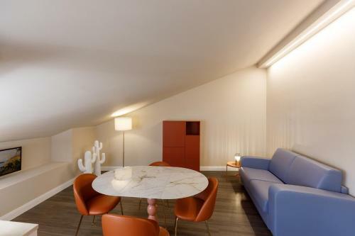 Casa Flores Apartments