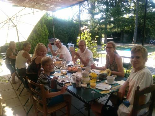 Bed & Breakfast Mas Grimaud - Chambres D'h�tes Familiales