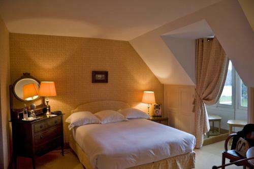 Hotel Abbaye Des Vaux De Cernay