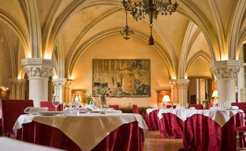 Hotel Abbaye Des Vaux De Cernay