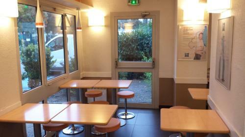 Hotel Ibis Budget Stains - Saint Denis - Universit�