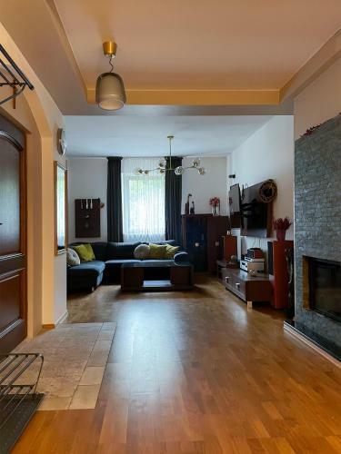 Przestronny Apartament W Centrum