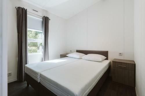 Chalet 140 - Goedereede - Not For Companies